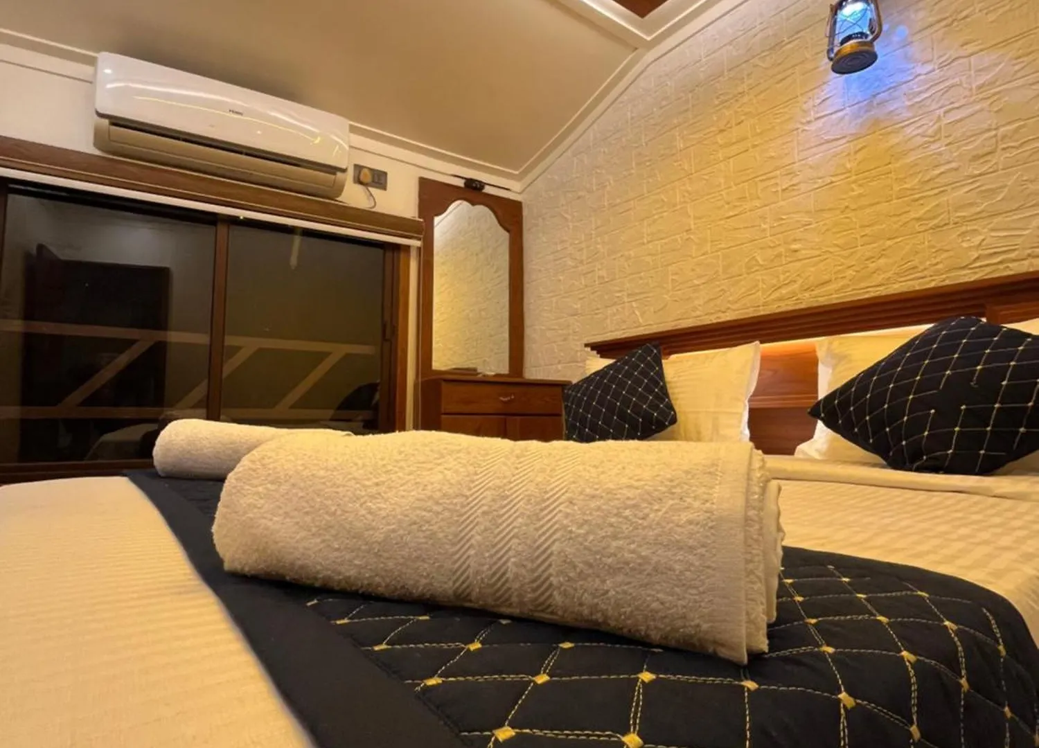Bed & Breakfast Iconic Backwater Cruise Alappuzha